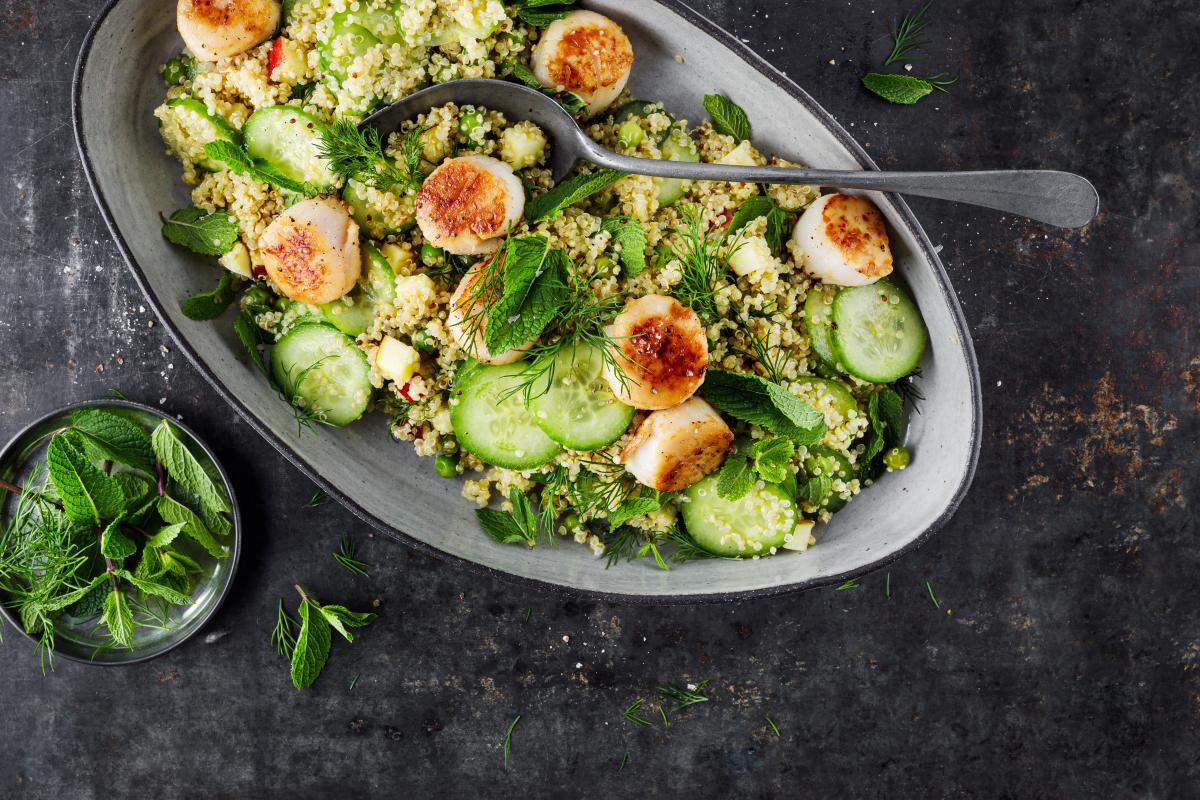 Scallops with quinoa salad - Recipes | fooby.ch