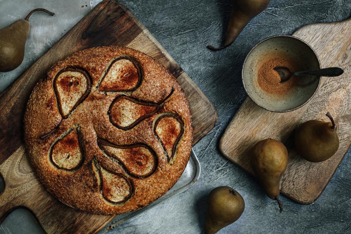 Pear cinnamon cake - Recipes | fooby.ch