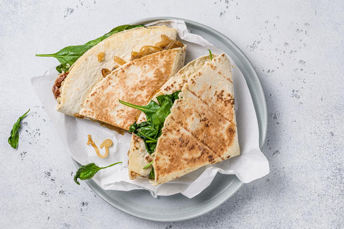 Folded tortillas - Recipes | fooby.ch