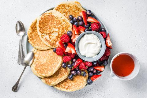 Quark pancakes with berries