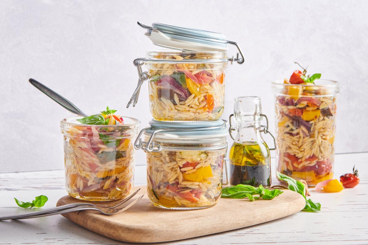 Ratatouille pasta salad - Recipes | fooby.ch