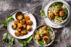 Meatballs with sticky apricot sauce