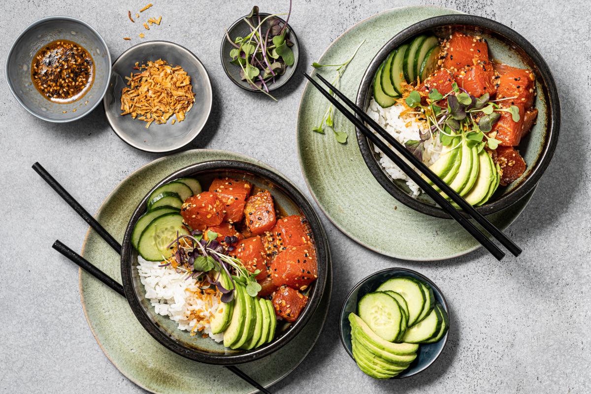 Vegan poke bowl with watermelon "tuna"  - Recipes | fooby.ch