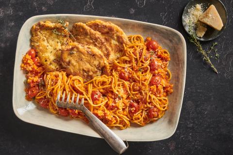 Piccata milanese con spaghetti al pomodoro
