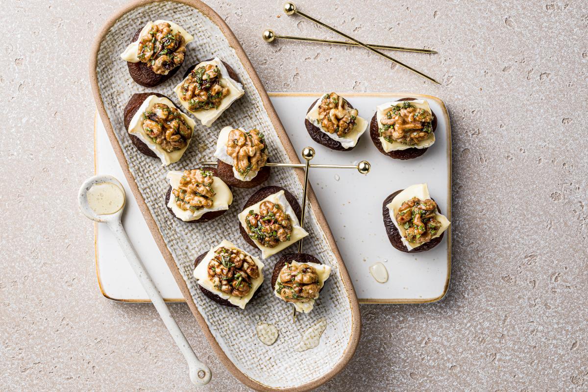 Camembert and apricot bites - Recipes | fooby.ch
