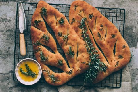 Fougasse with Gruyère and rosemary