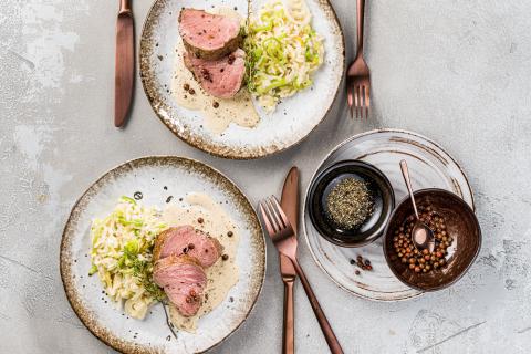 Veal fillet with leek risotto 