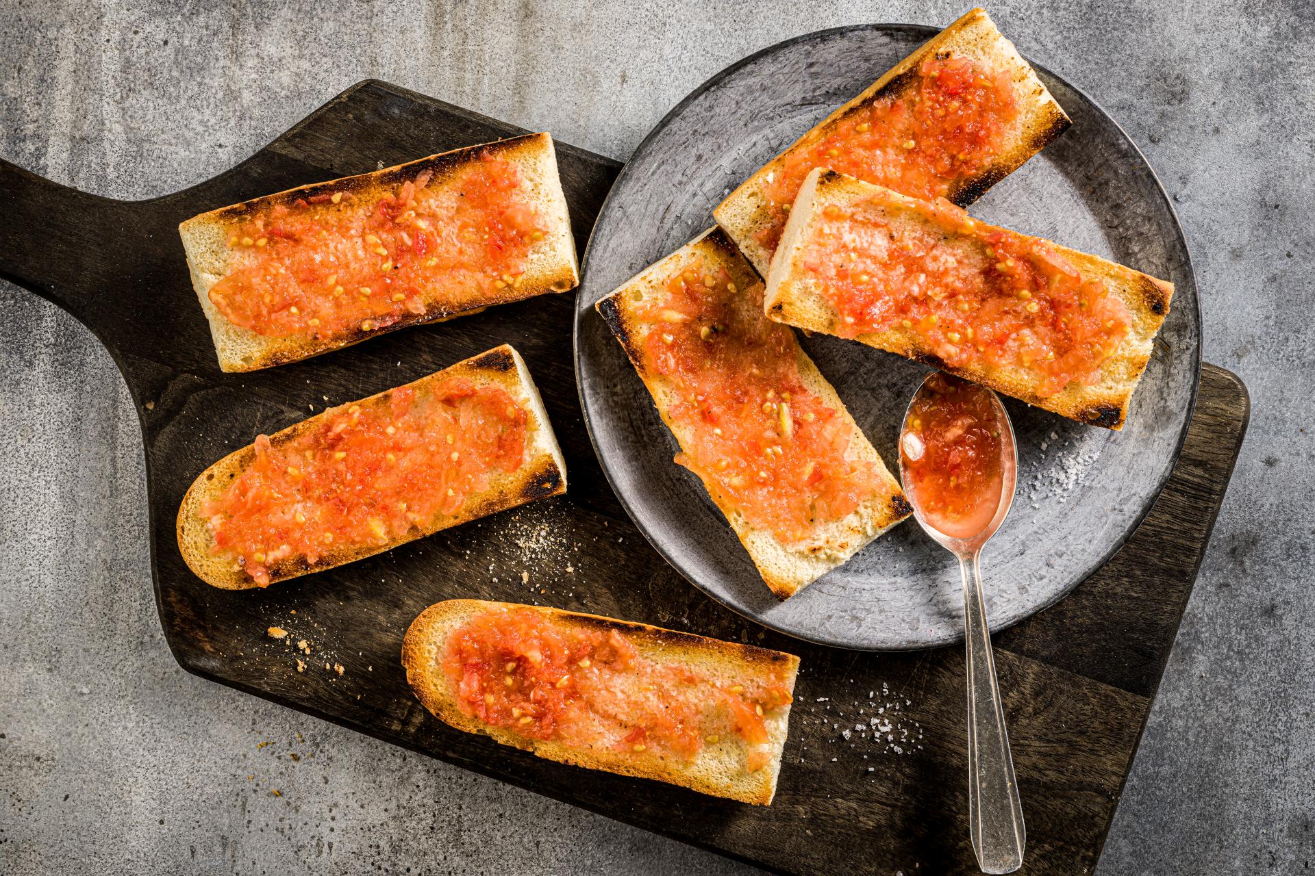 Pan con tomate - Toast de pain à la tomate - Recette