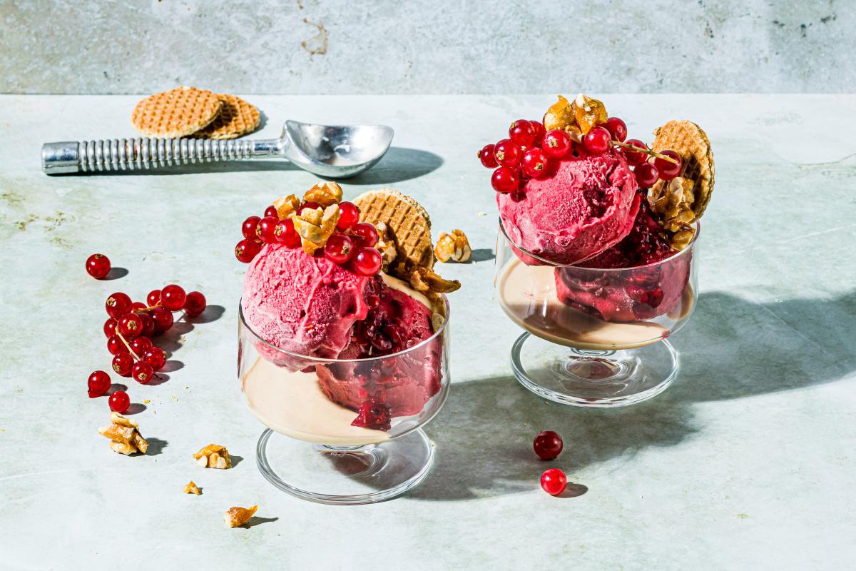 Peanut butter and jelly sundae - Recipes | fooby.ch