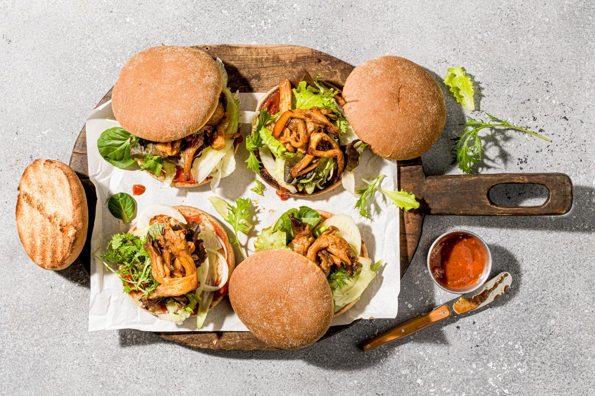 Vegan mushroom burgers - Recipes | fooby.ch