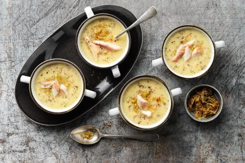 White cabbage and mustard soup