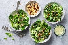 Lamb's lettuce with bacon and sunflower seeds