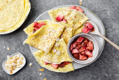 Chia omelettes with rhubarb compote