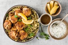Chicken with lentil rice and dates