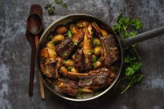 Braised spare ribs with potatoes