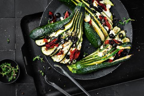 Zucchine mediterranee a ventaglio grigliate