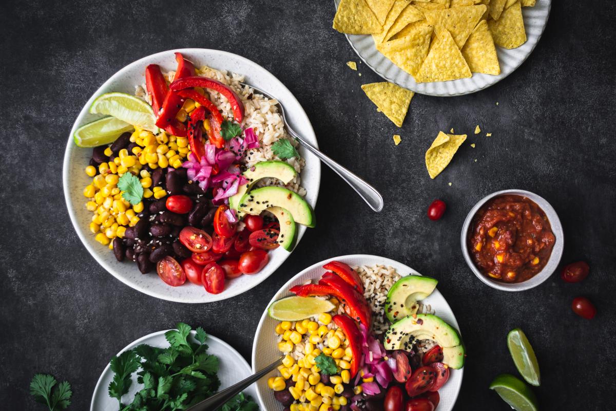 Vegan burrito bowls - Recipes | fooby.ch