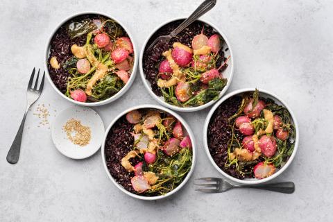 Radishes with black rice and miso