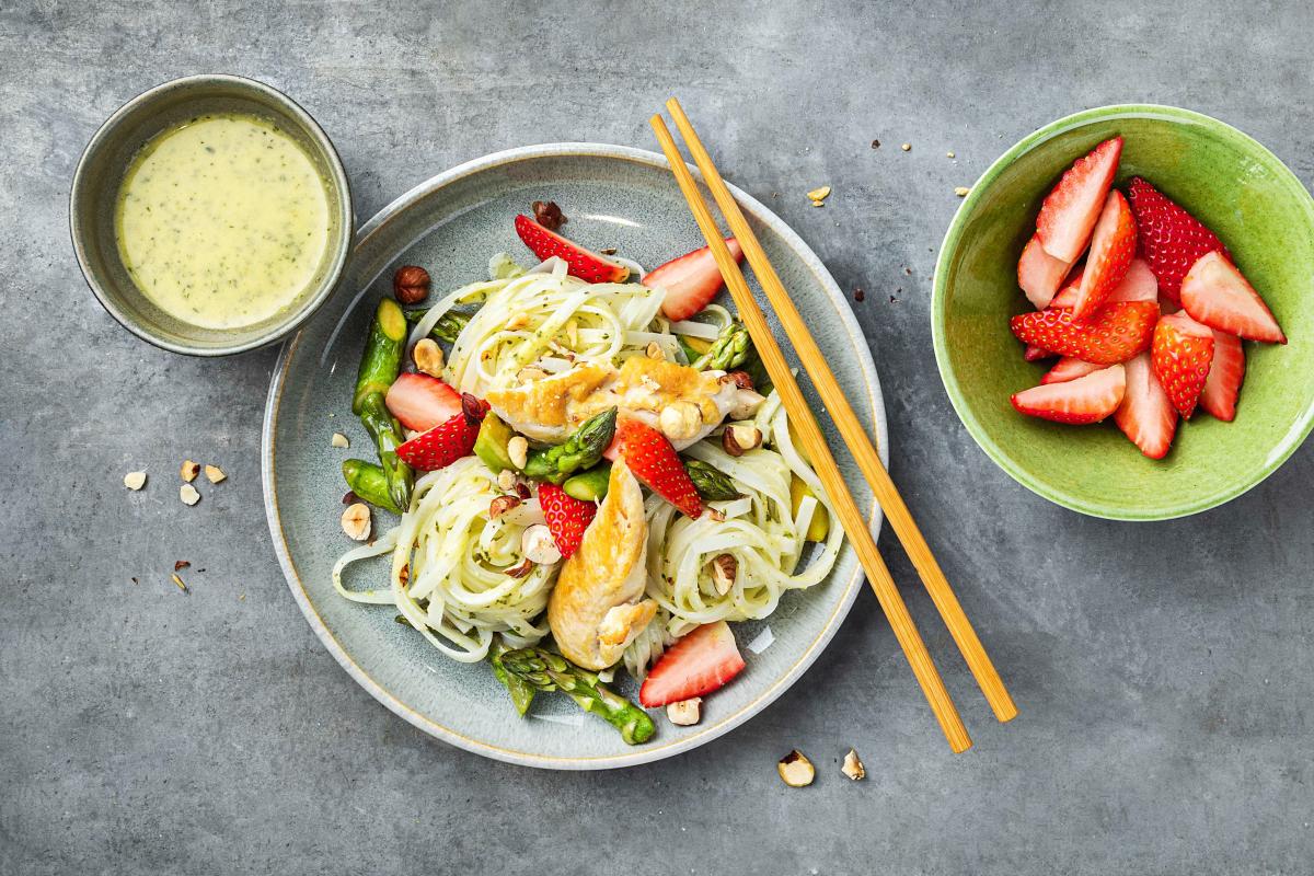 Rice noodle and asparagus salad - Recipes | fooby.ch