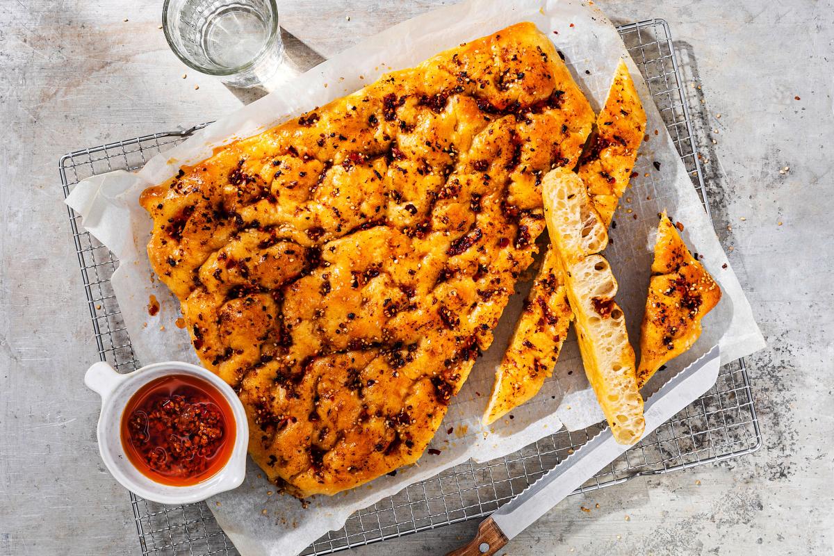 Focaccia mit Chili-Miso-Öl - Rezepte | fooby.ch Focaccia mit Chili-Miso-Öl - Rezepte | fooby.ch