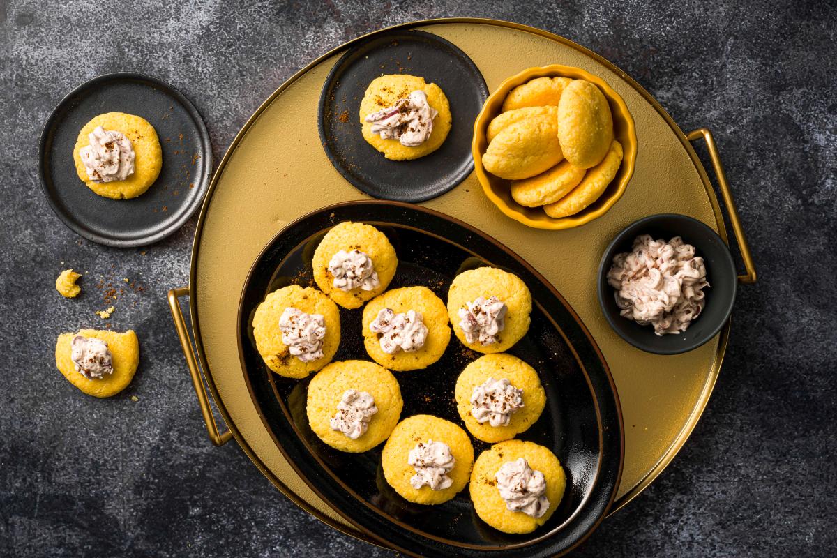 Polenta and parmesan shortbreads - Recipes | fooby.ch