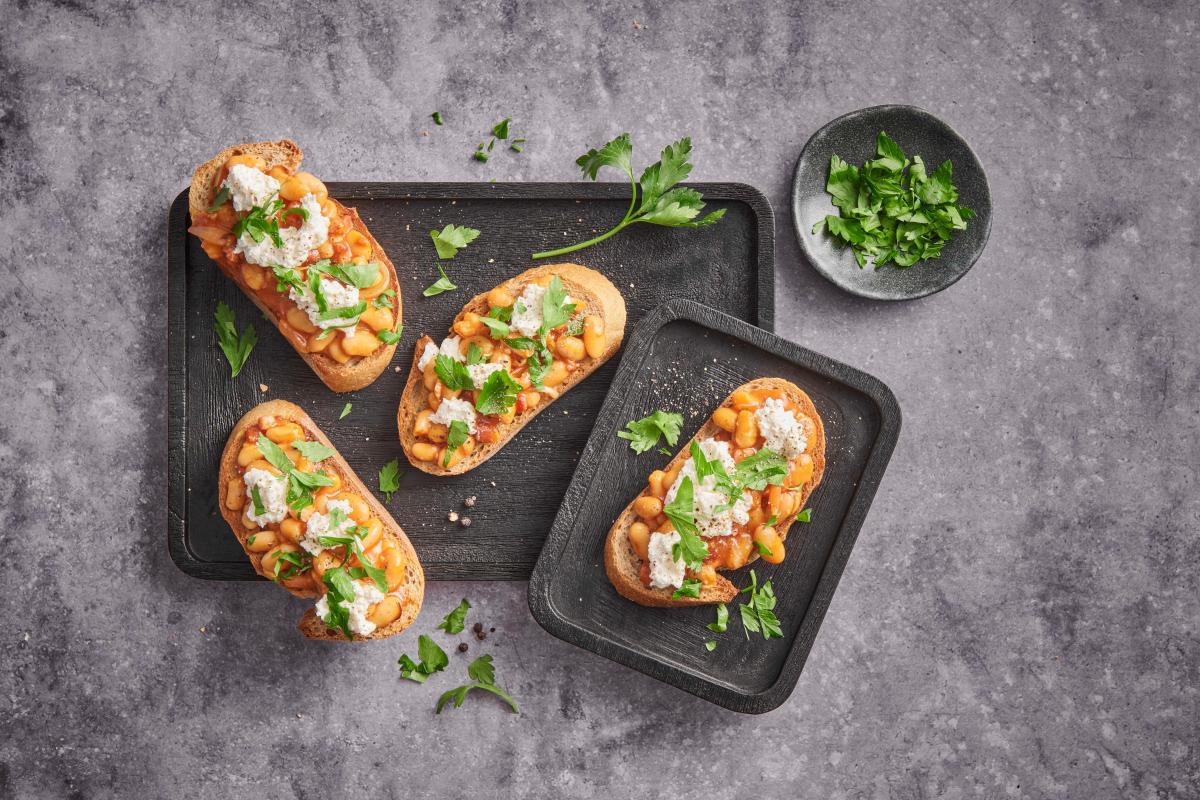 Baked beans on toast - Recipes | fooby.ch