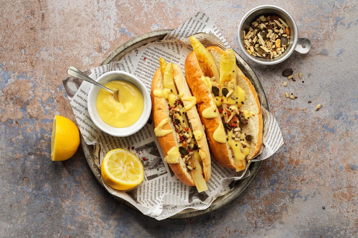 Asparagus hot dogs - Recipes | fooby.ch