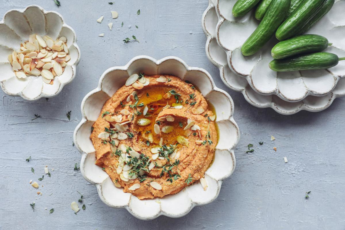 Roter Pesto-Hummus - Rezepte | fooby.ch
