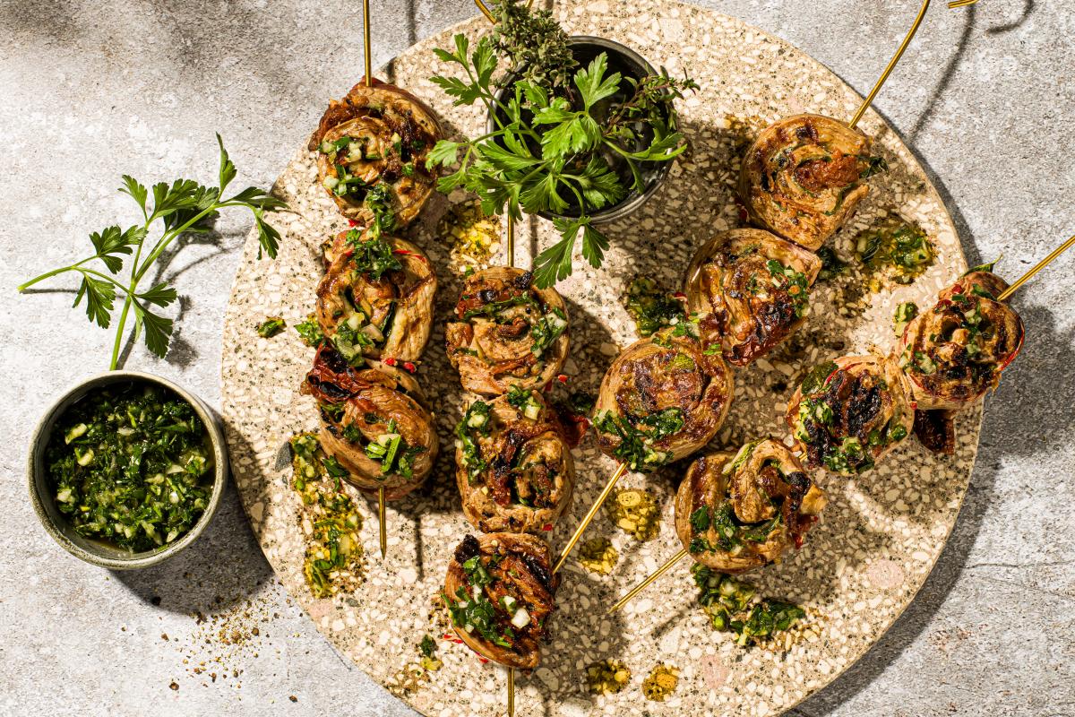 Grilled flank steak skewers - Recipes | fooby.ch