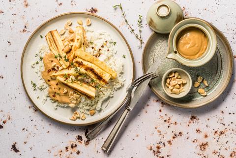 Root vegetables with satay sauce