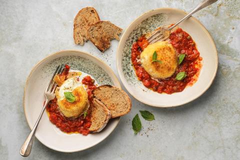 Mozzarella impanata con salsa di pomodoro