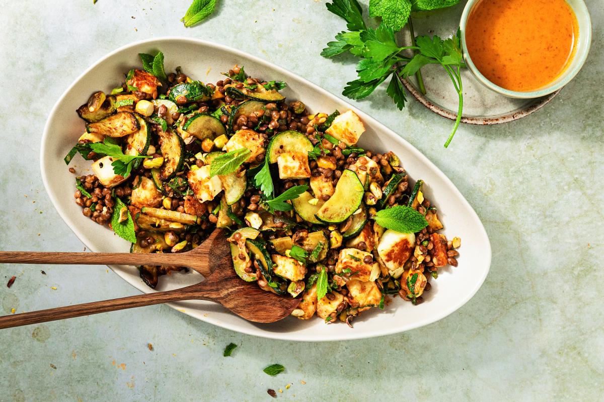Lentil salad with halloumi - Recipes | fooby.ch