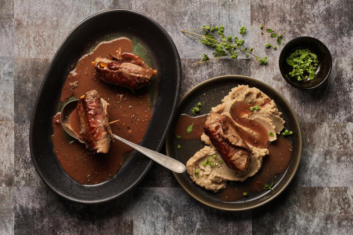 Venison rolls with chestnut and potato mash - Recipes | fooby.ch