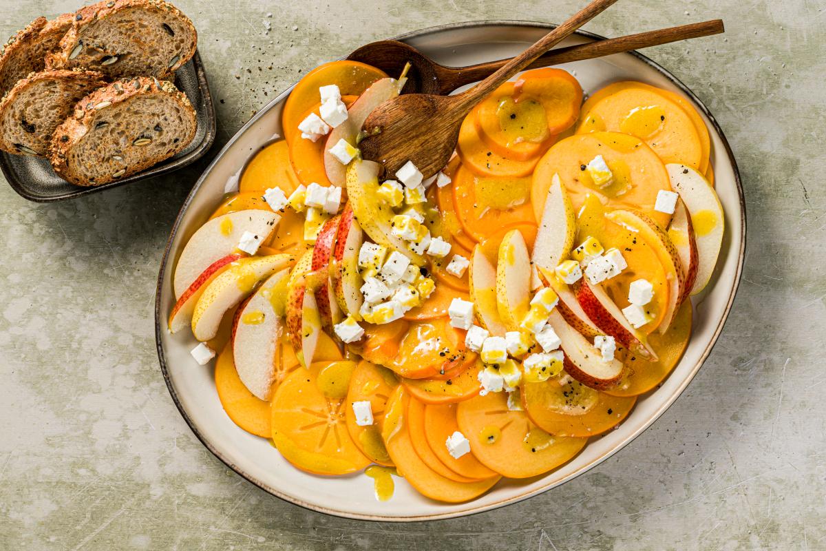 Birnen-Kaki Salat mit Feta - Rezepte | fooby.ch