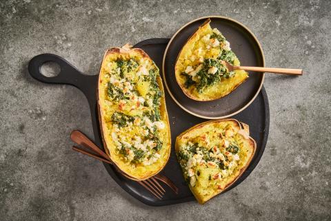 Spaghetti di zucca con spinaci e feta 