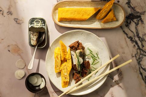 Tamagoyaki with sardines