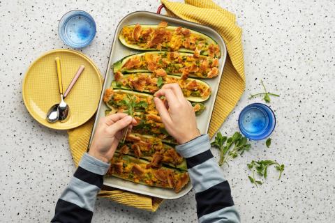 Stuffed courgettes with bacon