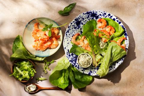 Wraps aux crevettes et à la salade