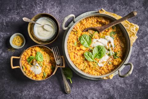 Sambar (Indian lentil and vegetable curry)