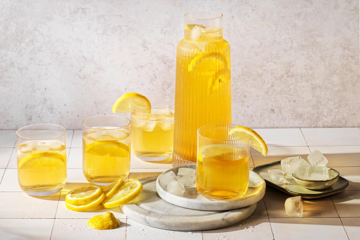 Jasmine and elderflower iced tea - Recipes | fooby.ch