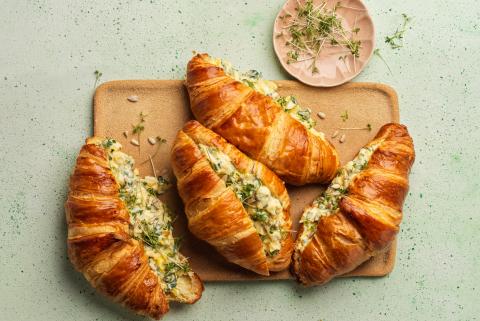 Croissants farcis à l'œuf 