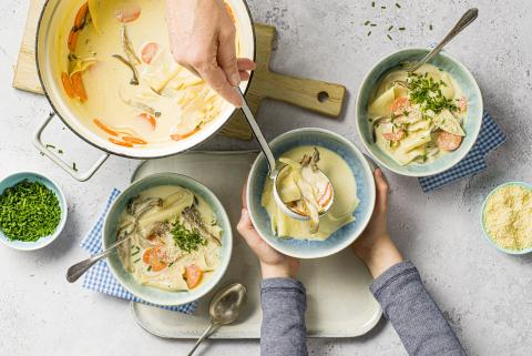 Weisse Lasagnesuppe mit Pilzen