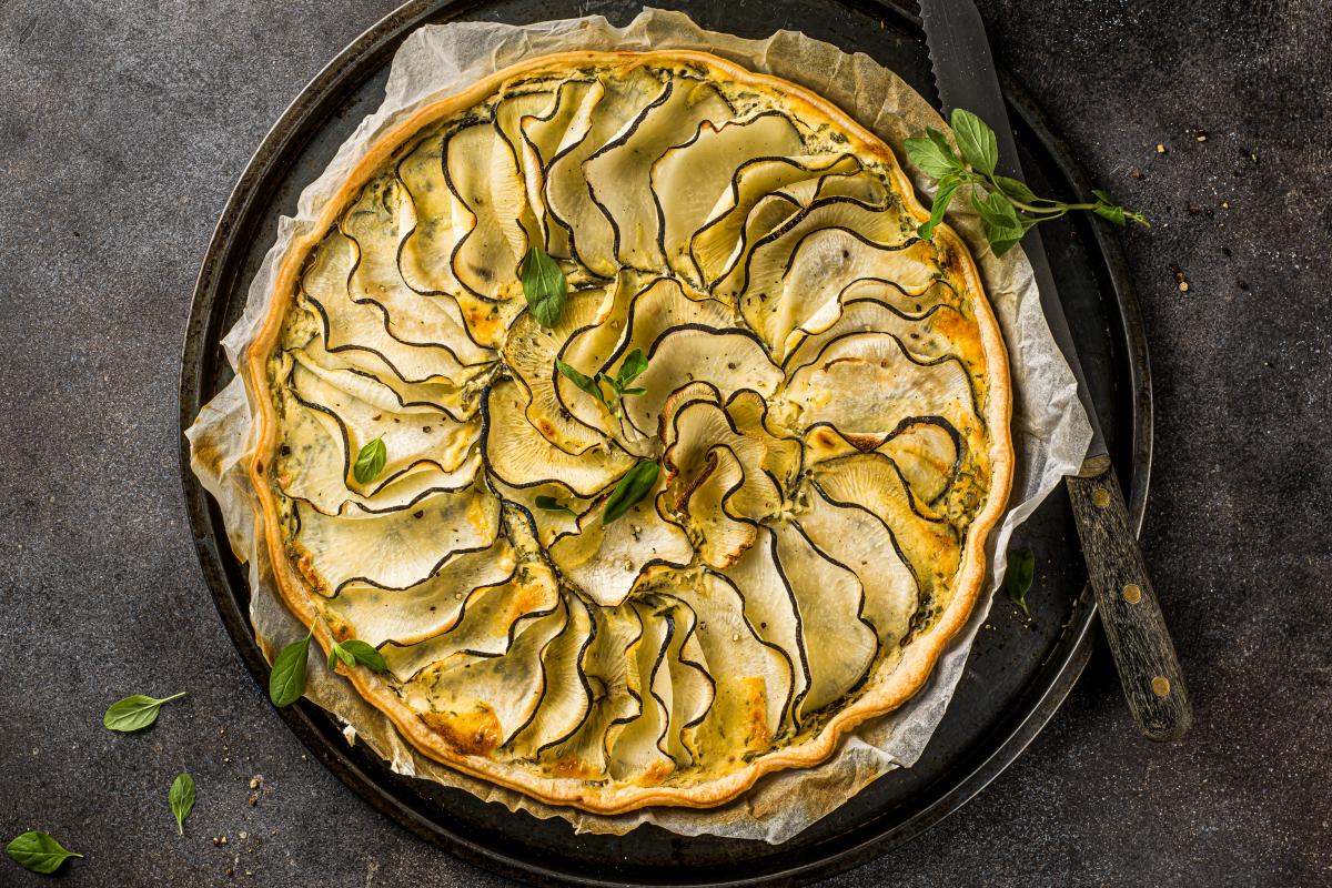 Black radish tart - Recipes | fooby.ch