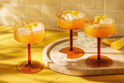 Amaretto Fizz