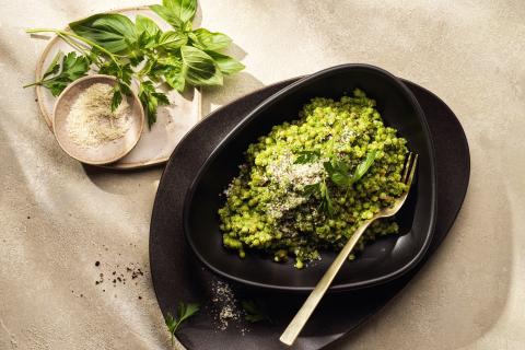 Herb pasta salad