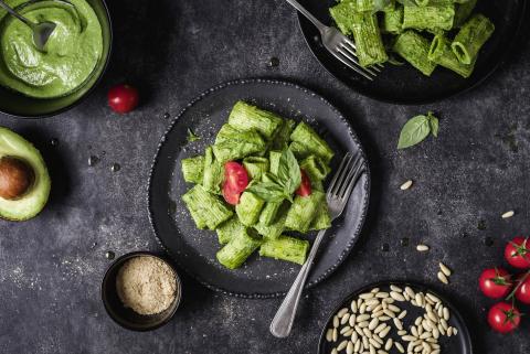 Pâtes à l'avocat et aux épinards