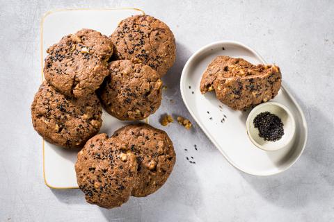 Baumnuss-Sesam-Cookies