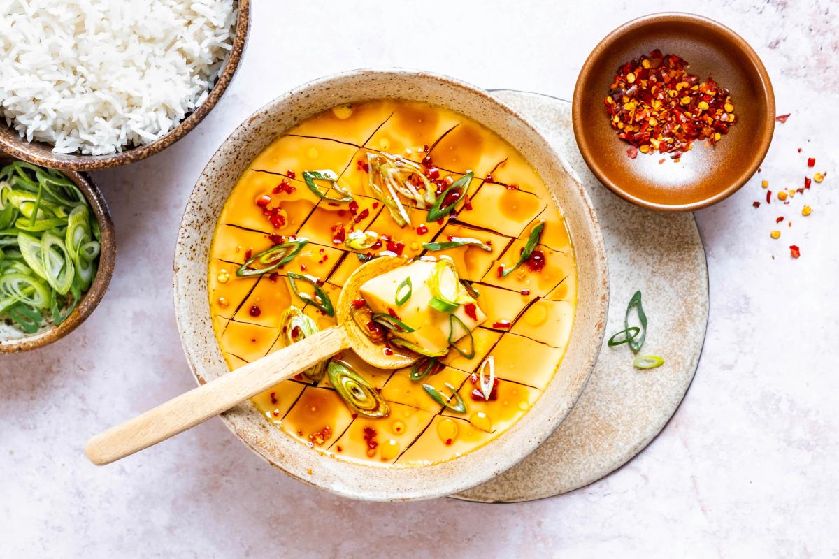 Chinese steamed eggs - Recipes | fooby.ch