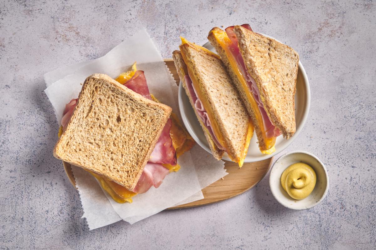 Air fryer cheese sandwich - Recipes | fooby.ch
