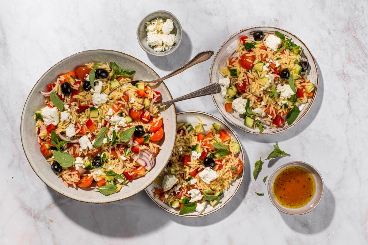 Greek pasta salad with feta - Recipes | fooby.ch